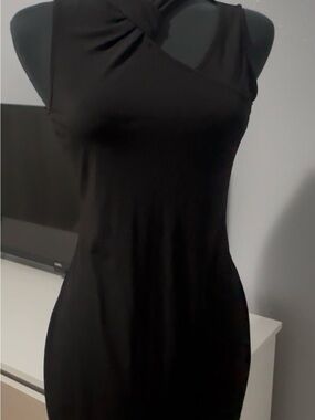 Michael Kors Black One-Shoulder Twist Front Dress
